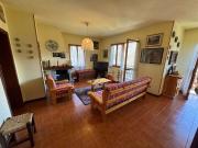 Appartamento in vendita di 85 m² in Via Lago, 105