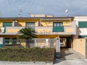 Appartamento in vendita di 85 m² in Via Lungomare