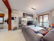 Appartamento in vendita di 85 m² in Via Monte Pasubio
