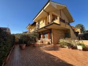 Appartamento in vendita di 85 m² in Via Mura dei...