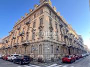 Appartamento in vendita di 85 m² in Via Pastrengo, 24