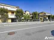 Appartamento in vendita di 86 m² in Via Leopardi, 18