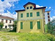 Appartamento in vendita di 86 m² in Via Vittorio Veneto, 30