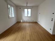 Appartamento in vendita di 89 m² in Via Albio Tibullo