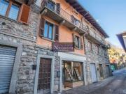 Appartamento in vendita di 90 m² in Via A. Locatelli, 5