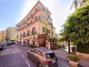 Appartamento in vendita di 90 m² in Via Alessandro Manzoni