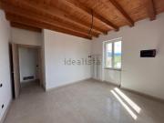 Appartamento in vendita di 90 m² in Via Cisa