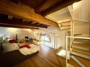 Appartamento in vendita di 90 m² in Via della Ghiara