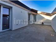 Appartamento in vendita di 90 m² in Via delle Colline, 1