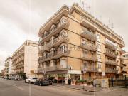 Appartamento in vendita di 90 m² in Via di Val Tellina, 69