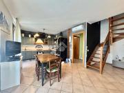 Appartamento in vendita di 90 m² in Via Don C. Merlin, 35