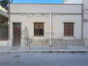 Appartamento in vendita di 90 m² in Via Enrico Petrella, 34