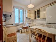 Appartamento in vendita di 90 m² in Via Eugenio Fassicomo, 6