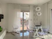 Appartamento in vendita di 90 m² in Via Giuseppe Zurlo, 23