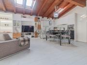Appartamento in vendita di 90 m² in Via Milano