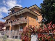 Appartamento in vendita di 90 m² in Via P. Carioni, 19