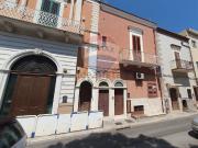 Appartamento in vendita di 90 m² in Via Ugo Foscolo, 71