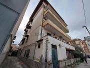 Appartamento in vendita di 90 m² in Via Umberto...