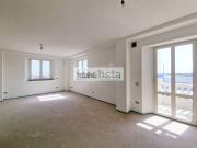 Appartamento in vendita di 90 m² in Viale Cristoforo...