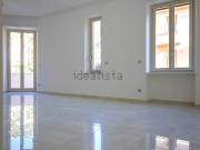 Appartamento in vendita di 90 m² in Viale Daniel Hanbury, 62