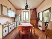 Appartamento in vendita di 91 m² in Via Emilia