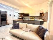 Appartamento in vendita di 100 m² in Via Osimo