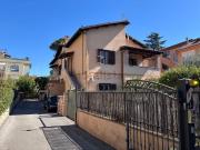 Appartamento in vendita di 92 m² in Via Taurianova, 61