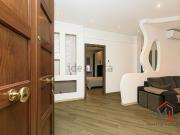 Appartamento in vendita di 93 m² in Via Camillo Vianson, 10