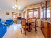 Appartamento in vendita di 93 m² in Via Cinquefrondi, 115