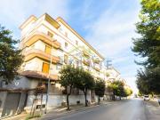 Appartamento in vendita di 93 m² in Via Lorenzo...
