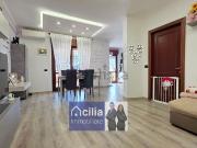 Appartamento in vendita di 93 m² in Via Paolo Stoppa, 94