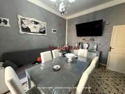 Appartamento in vendita di 93 m² in Vicolo Caracausi, 64