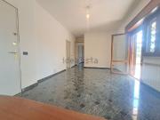 Appartamento in vendita di 94 m² in Via Ciro&apos  Marina