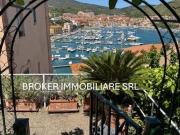 Appartamento in vendita di 95 m² in Piazza Ricasoli
