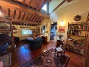Appartamento in vendita di 95 m² in Via Cassia Nord