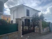 Appartamento in vendita di 95 m² in Via Cesare Battisti, 1