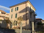 Appartamento in vendita di 95 m² in Via Cesare Battisti, 9