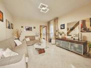 Appartamento in vendita di 95 m² in Via Cesare Cantù, 10