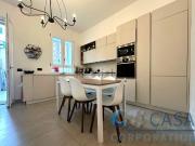 Appartamento in vendita di 95 m² in Via dei Salici