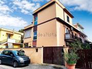Appartamento in vendita di 95 m² in Via delle Mammole