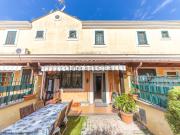 Appartamento in vendita di 95 m² in Via Matelica, 129