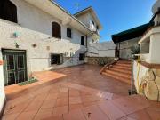 Appartamento in vendita di 95 m² in Via Mediana Vecchia