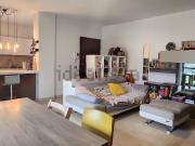 Appartamento in vendita di 95 m² in Via Renzo Vespignani