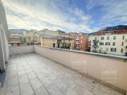 Appartamento in vendita di 95 m² in Via Vittorio Veneto