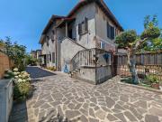 Appartamento in vendita di 96 m² in Via delle Rondini, 60