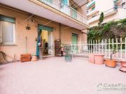 Appartamento in vendita di 98 m² in Via Aurelio Robino