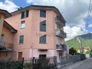 Appartamento in vendita di 98 m² in Via Cacciatori delle...