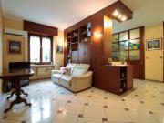 Appartamento in vendita di 98 m² in Via Carlo Dolci, 22