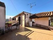 Appartamento in vendita di 98 m² in Via del Piano, 157