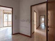 Appartamento in vendita di 98 m² in Via Sulmona, 11